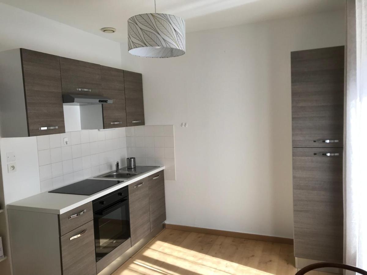 Grand Studio en coeur de ville pour 2 p. Bort-les-Orgues Extérieur photo