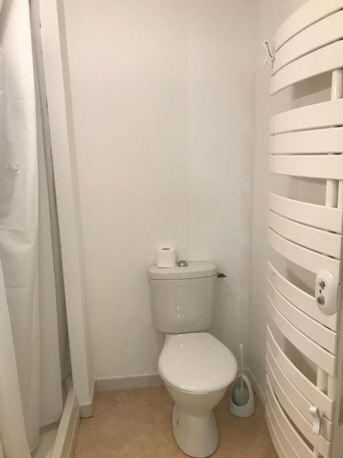 Grand Studio en coeur de ville pour 2 p. Bort-les-Orgues Extérieur photo